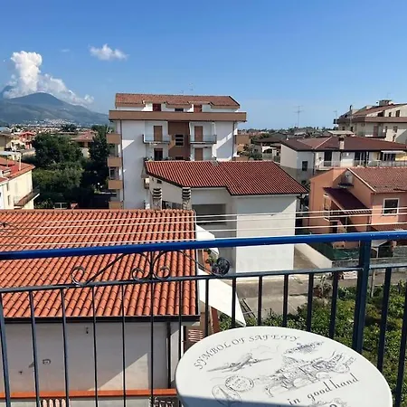 Spacious 2 Bedroom 700 M From The Sea Daire