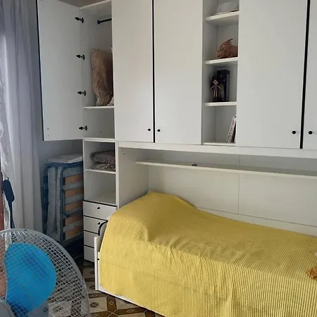 Appartamento Spacious 2 Bedroom 700 M From The Sea *
